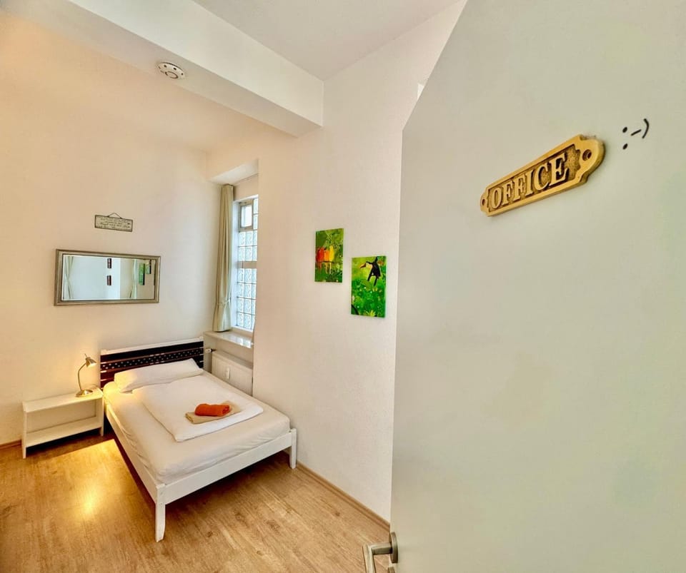 Property building, Living room, Bedroom