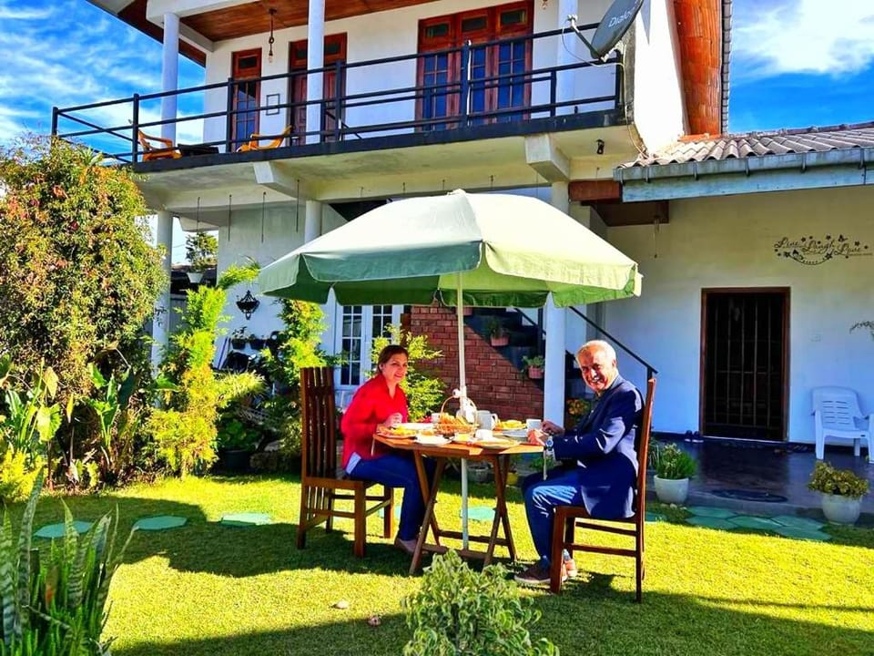 RC AWKWARD Bed and Breakfast in Nuwara Eliya