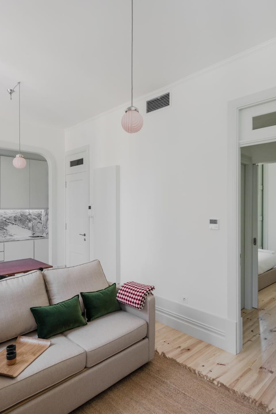 Charming Camões Apartment in Porto with AC & Wi-Fi Apartment in Porto