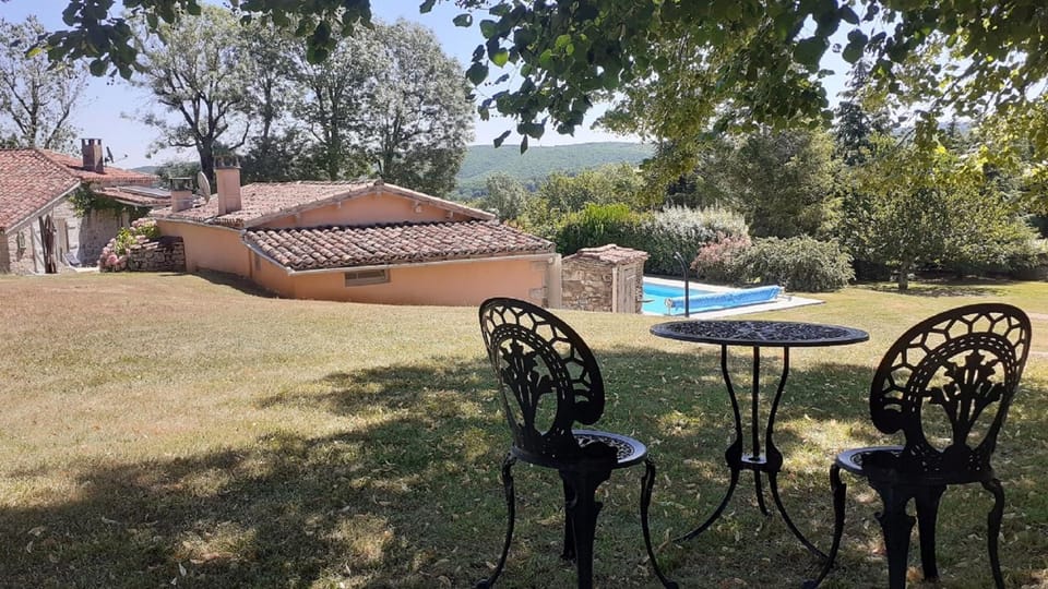 Les Campsis House in Saint-Antonin-Noble-Val