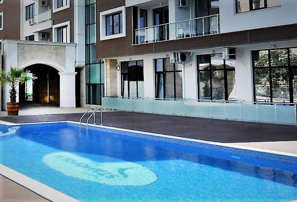 Apartments Stamopolu Lux with pool view Apartment hotel in Burgas Province