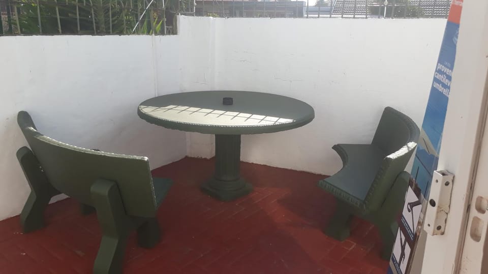 Robertsham (Halaal) Self Catering Cottages 2 House in Gauteng