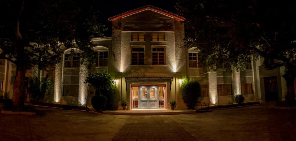 Hotel Oiti Hotel in Peloponnese, Western Greece and the Ionian