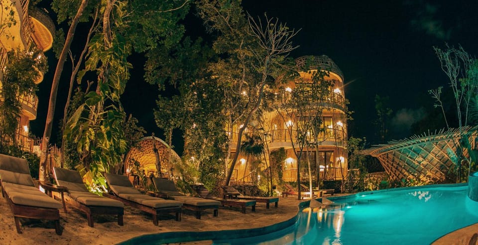 Swimming pool