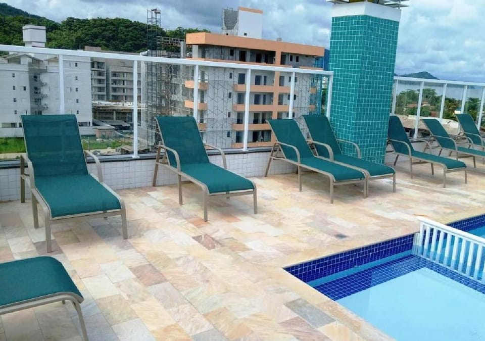 Solarium, Swimming pool