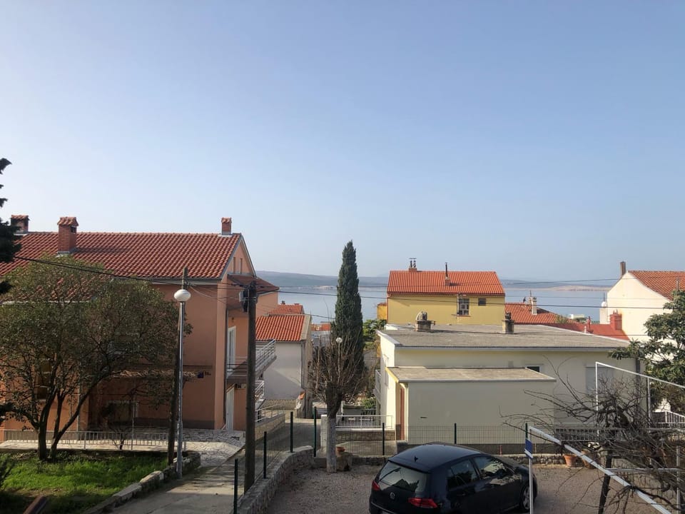 Neighbourhood, Street view