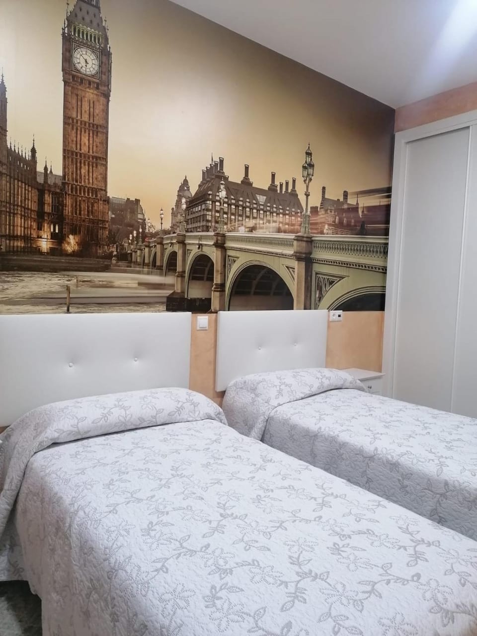 Hostal Restaurante Casa Isabel Bed and Breakfast in Extremadura, Spain
