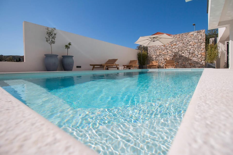 Villa Sea Silhouette Apartment in Zadar County