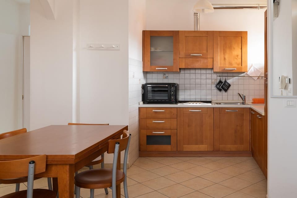 Kitchen or kitchenette, Living room, Dining area, pet friendly