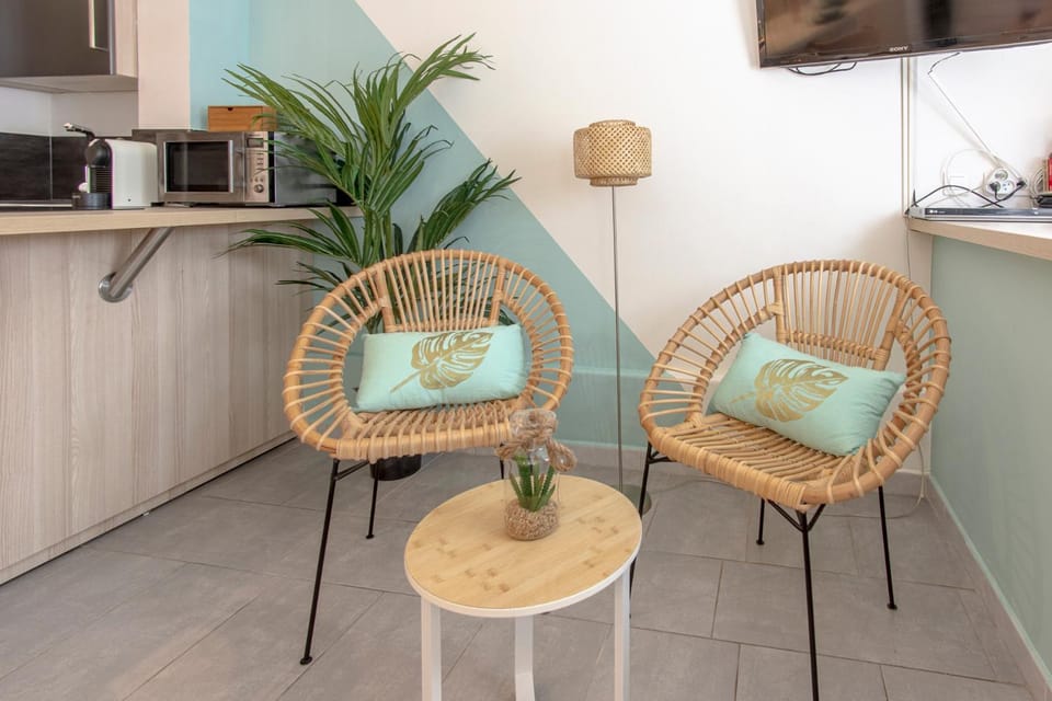 Seating area