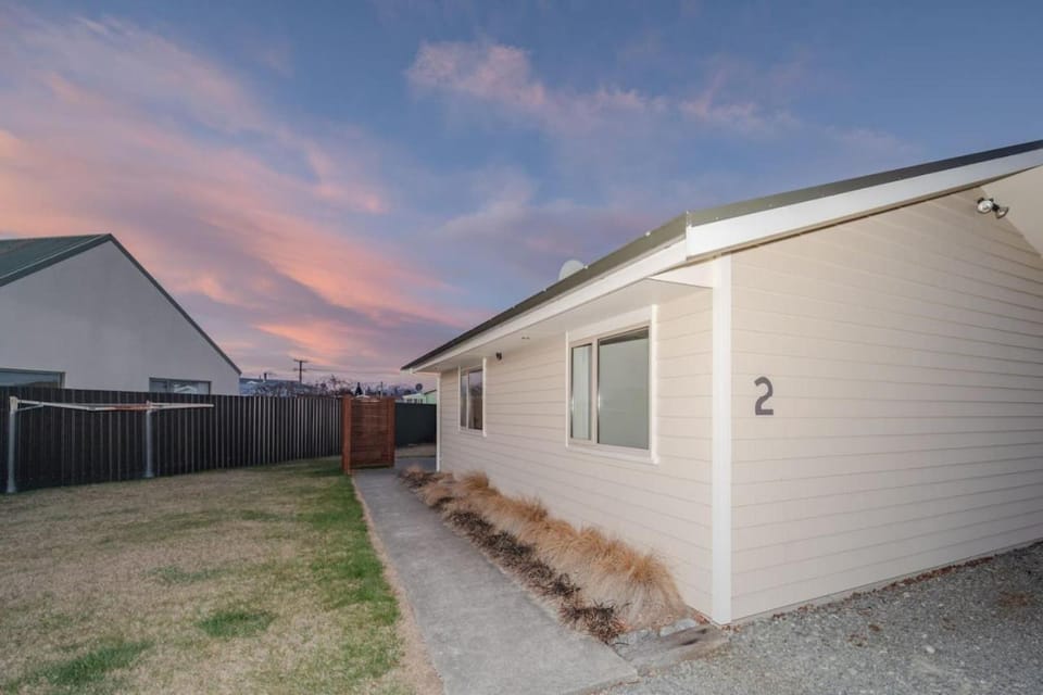 Relax on Rata, Cottage 2 House in Twizel