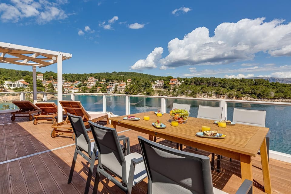 Apartments Habek Apartment in Vrboska