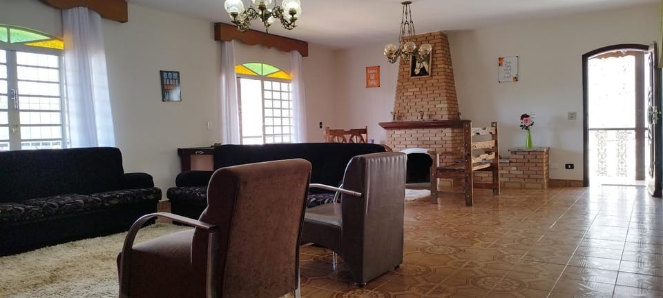 Living room, Seating area, fireplace