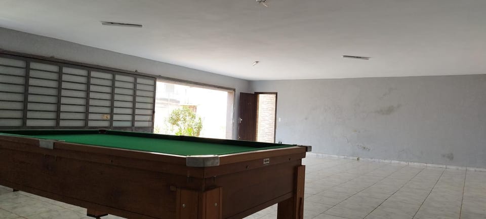Billiard, Game Room, Parking