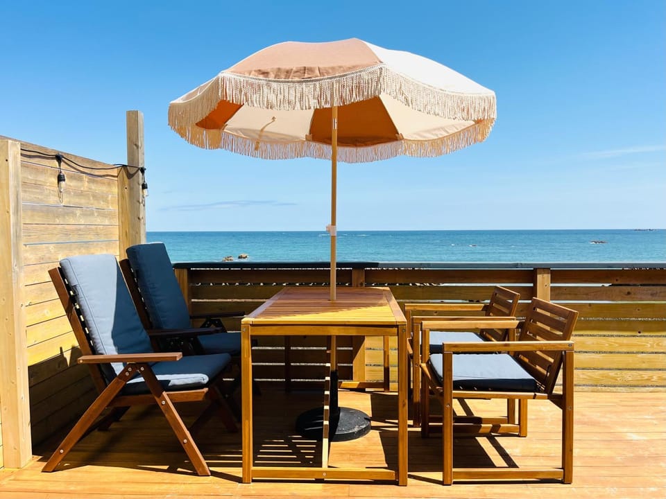 Patio, Sea view