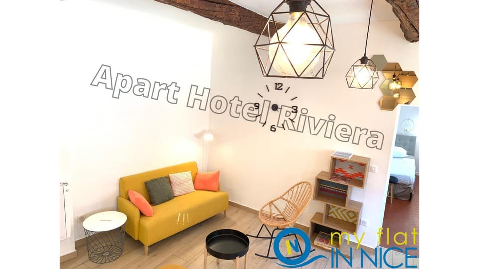 ApartHotel Riviera - ISTRIA 1- Old town Promenade des Anglais - Superbe Appartement Superior 2 Pièces AC Apartment in Nice