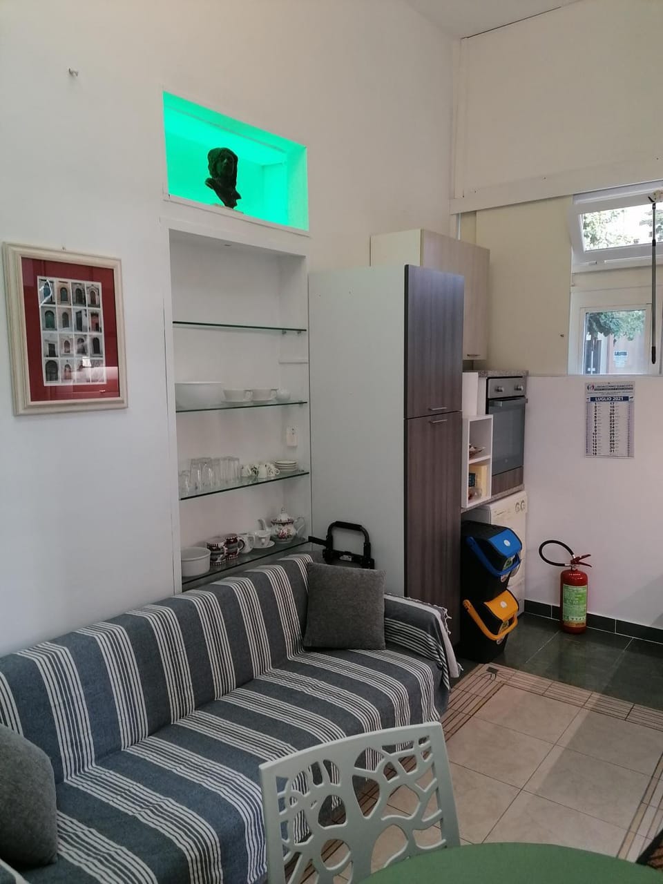 Living room, Seating area