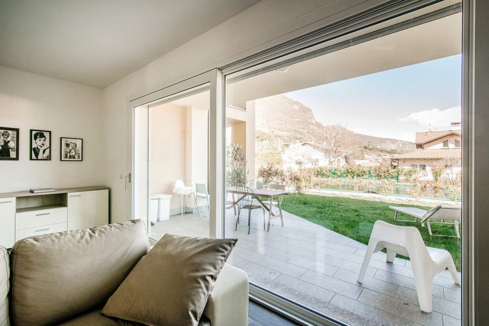 Garden view, Mountain view