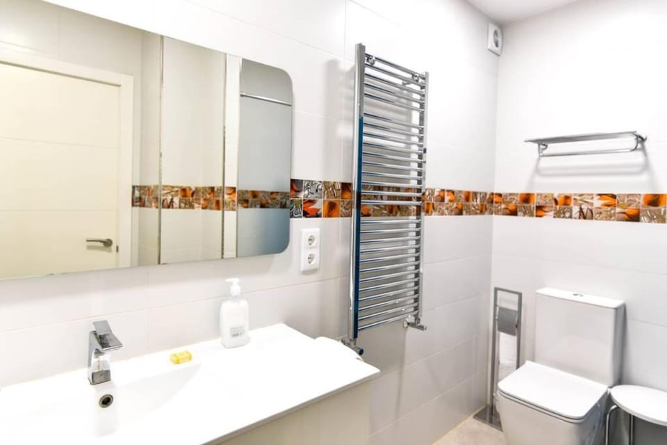 Nuevo - Moderno y cómodo apartamento en la playa Apartment in Cantabria