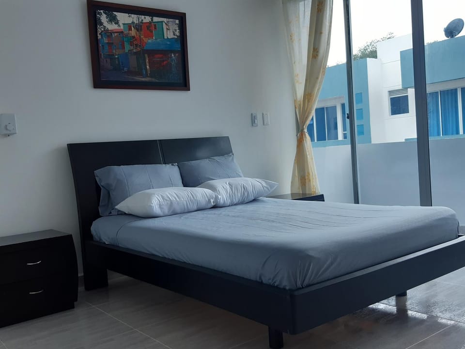Hermosa Casa Vacacional con Piscina a 15 mins de Girardot o Melgar House in Cundinamarca, Colombia