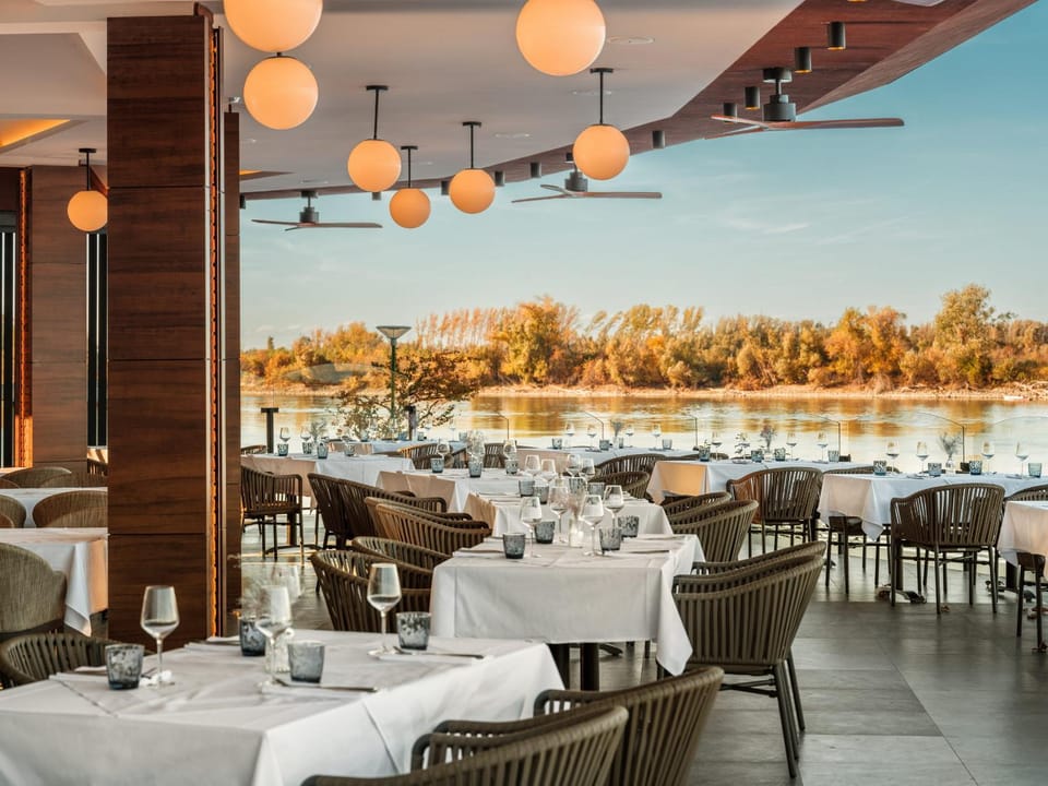 Balcony/Terrace, River view