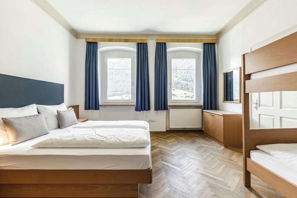 Living room, Bedroom