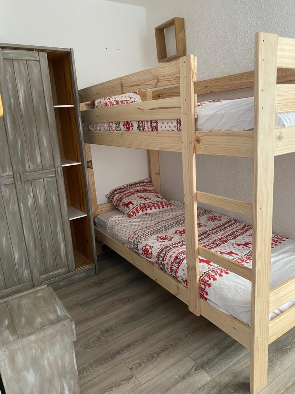 bunk bed