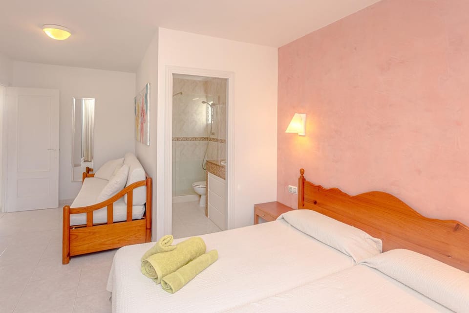 Living room, Bedroom