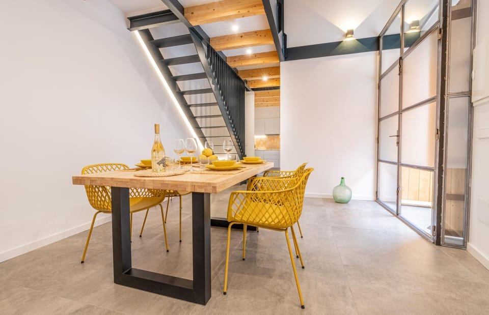Property building, Living room