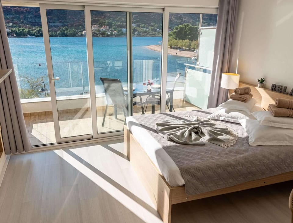 Bed, Seating area, Beach, Beach, Sea view, Sea view