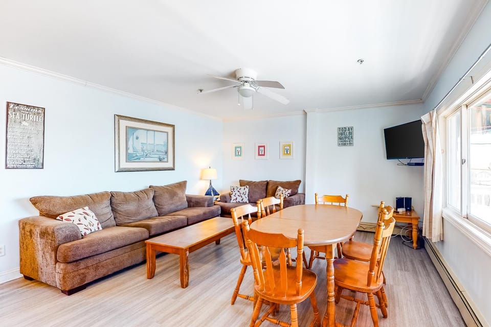 Sunrise Deck Apartment in Old Orchard Beach