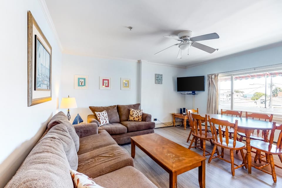Sunrise Deck Apartment in Old Orchard Beach