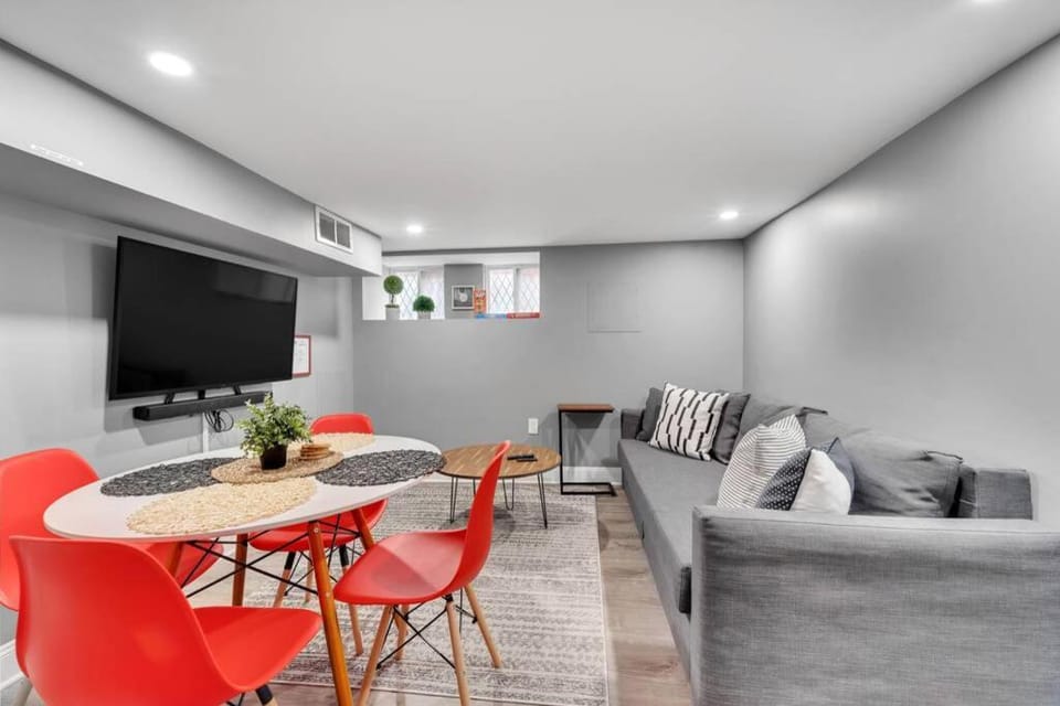 Stunning 3BR Modern Charm in South Philly House in Philadelphia