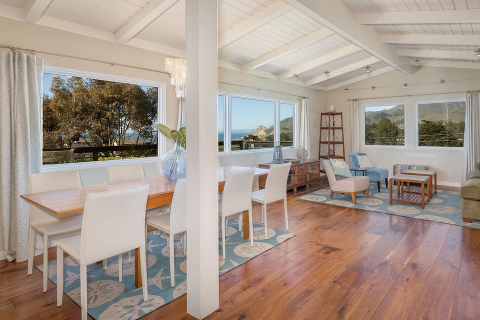 Ocean & Mountain View Home - Walk to Trails Beach Family Activities House in Montara