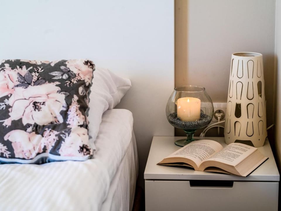 Living room, Other, Decorative detail, Seating area, Bedroom, Family