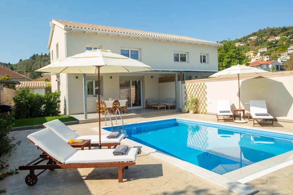 Patio, Swimming pool