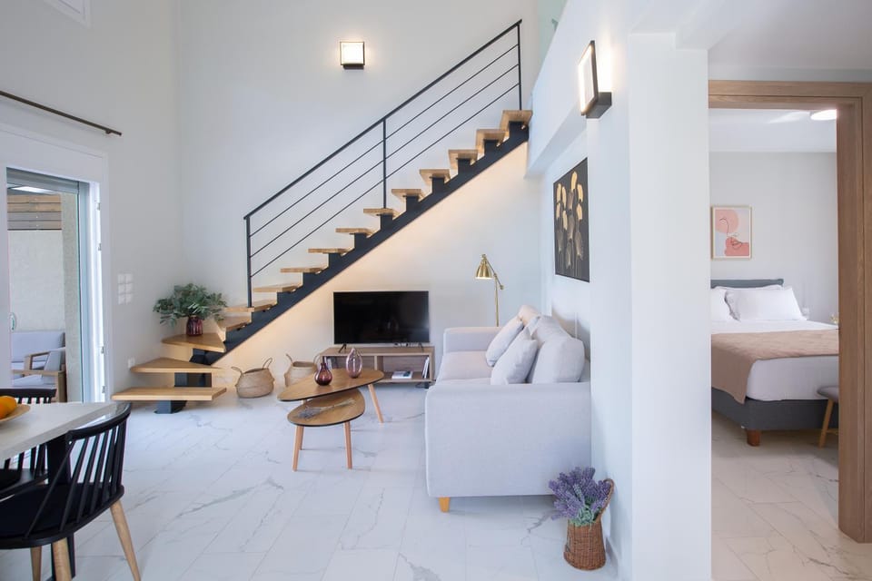 Living room, Seating area, Dining area
