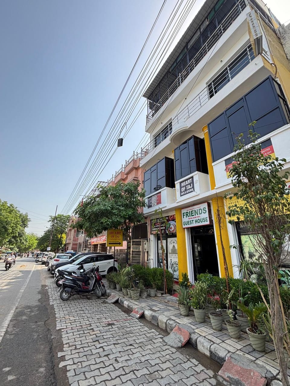 Property building, Facade/entrance