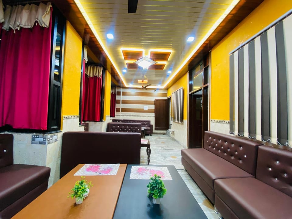 Restaurant/places to eat, Dinner, locker