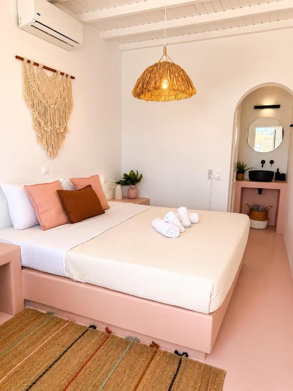 Yalos mykonos 3 bedroom Luxury home in Mykonos Town with Sea & Sunset view House in Mykonos