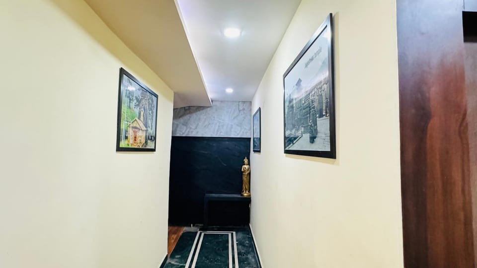 The Reverent Ganga Hotel in Uttarakhand