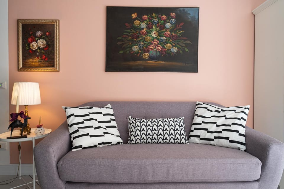 Living room, Decorative detail
