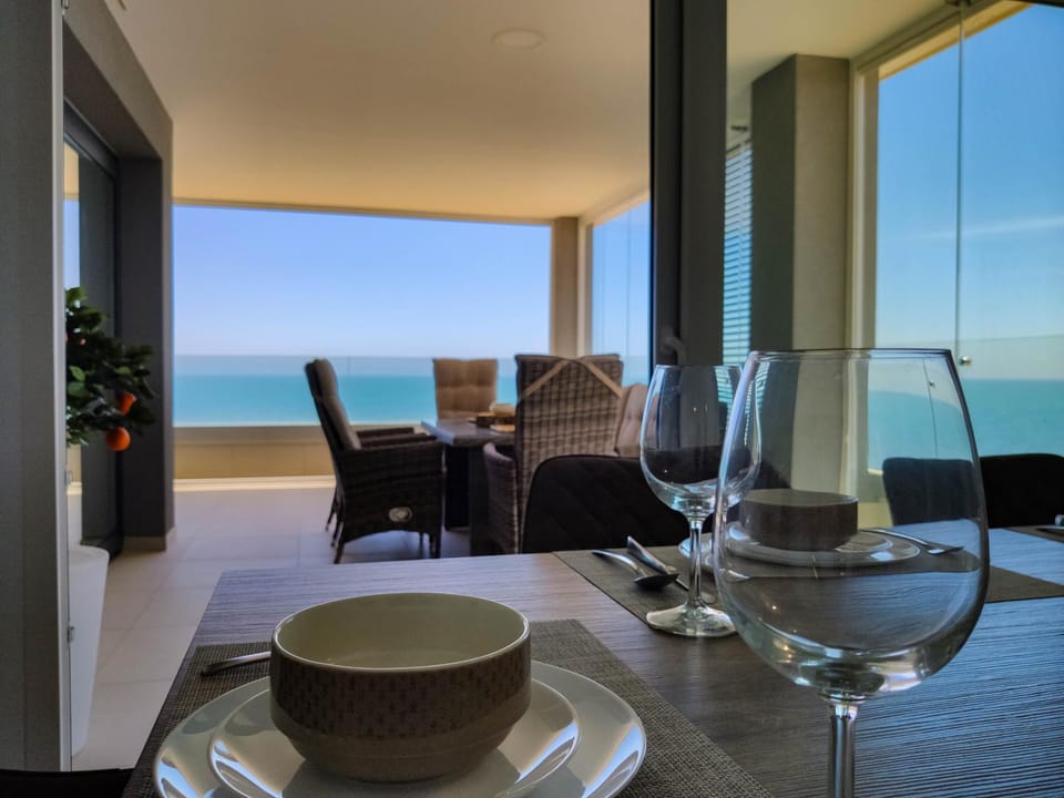 Balcony/Terrace, Dining area, Sea view