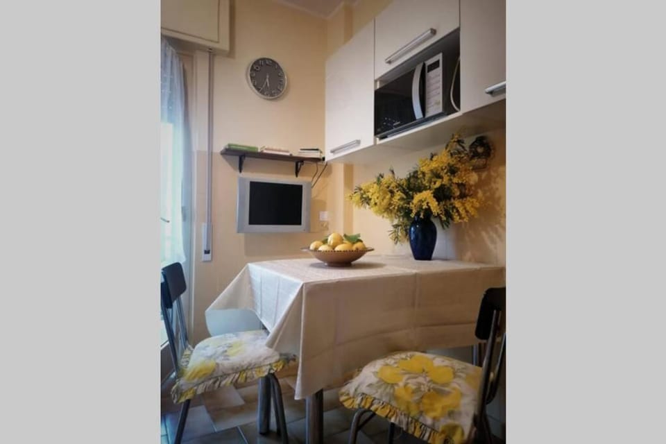 Sunset Home Apartment in Ventimiglia