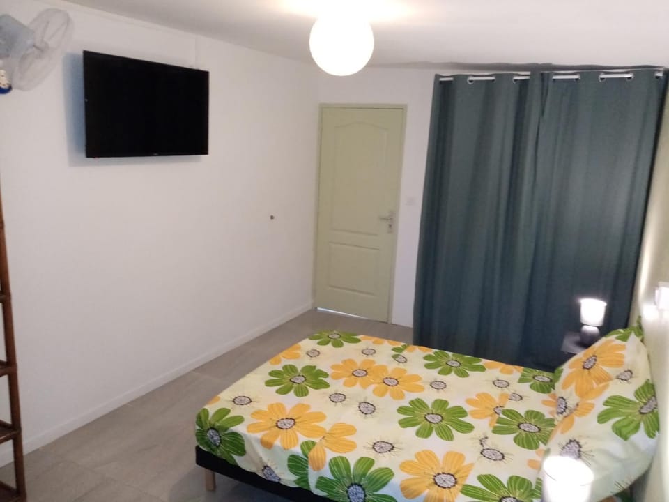 Chambre des Bassins Vacation rental in Saint-Denis