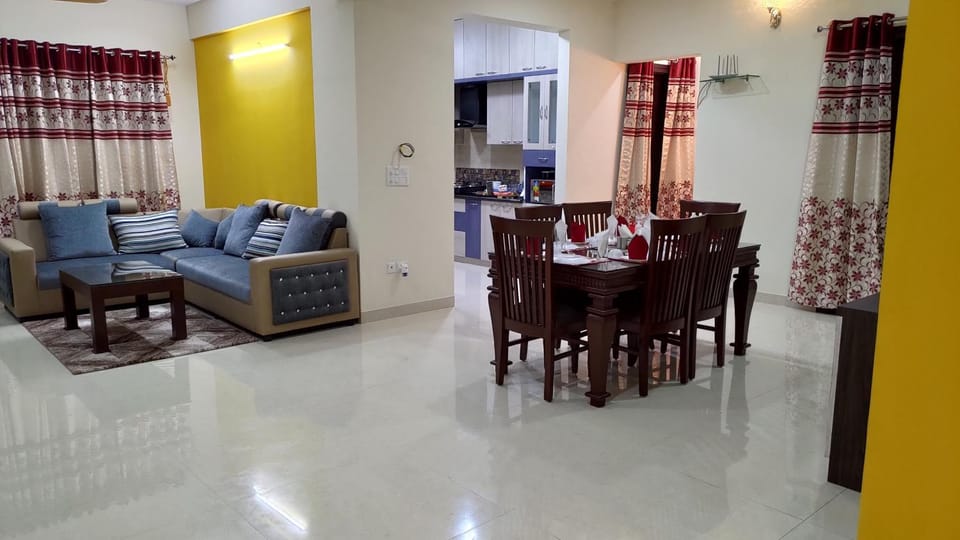 A Superior King Room Manyata Tech Park IT Corporate Service Apartment Apartment in Bengaluru