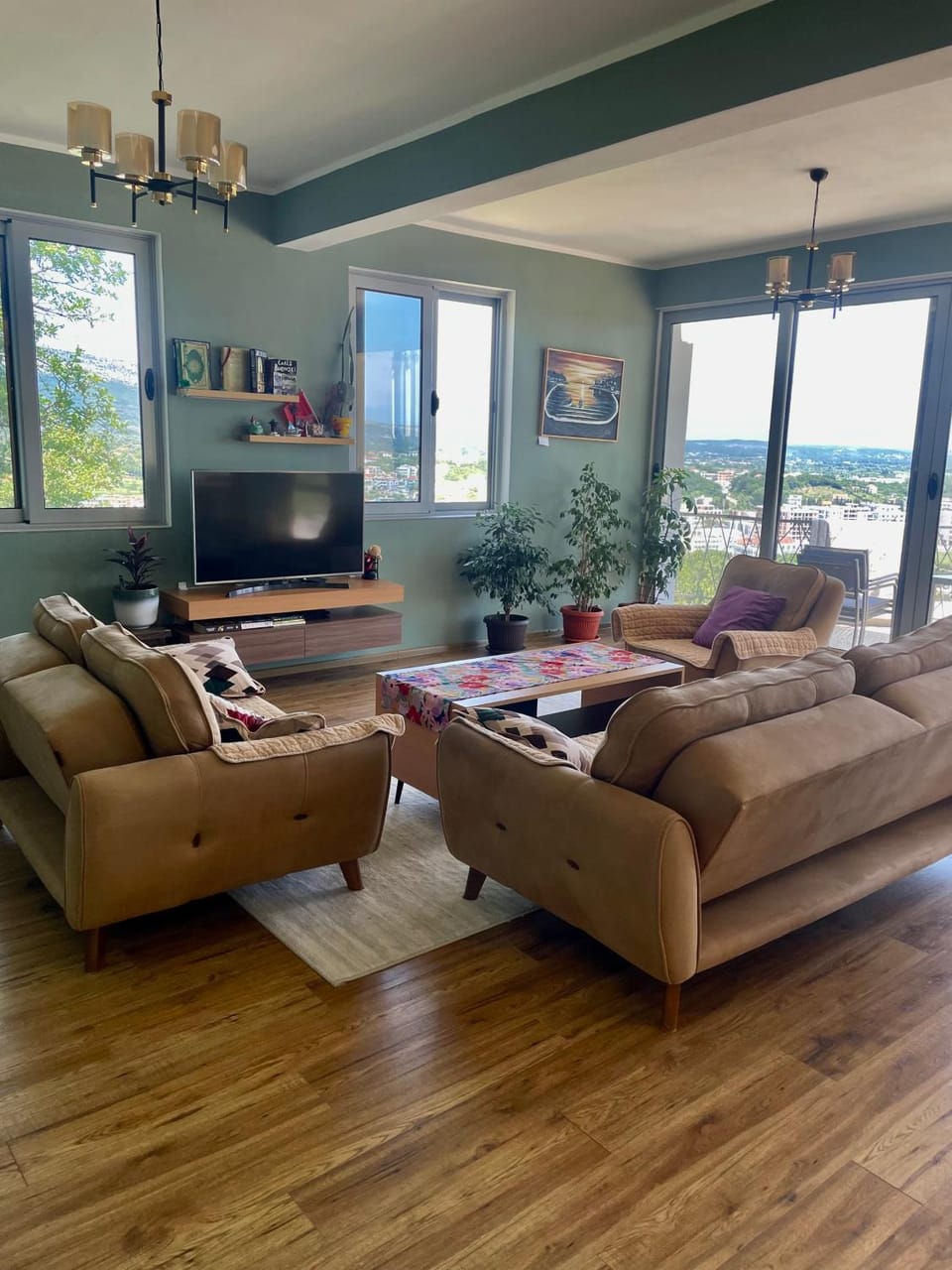 TV and multimedia, Living room, Seating area