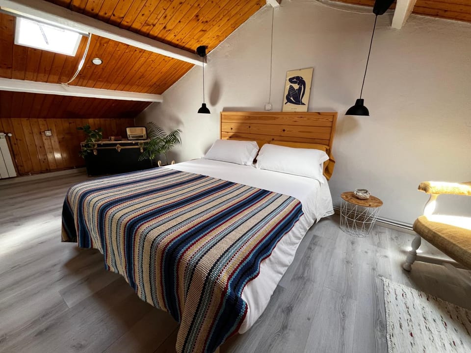 Atico de madera Apartamento en Rinlo, RIBADEO Apartment in Asturias
