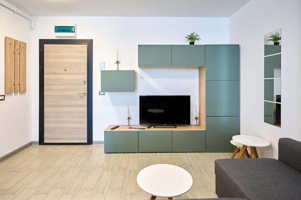 Top Floor Sea View Apartment Spa n Pools Apartment in Constanța County