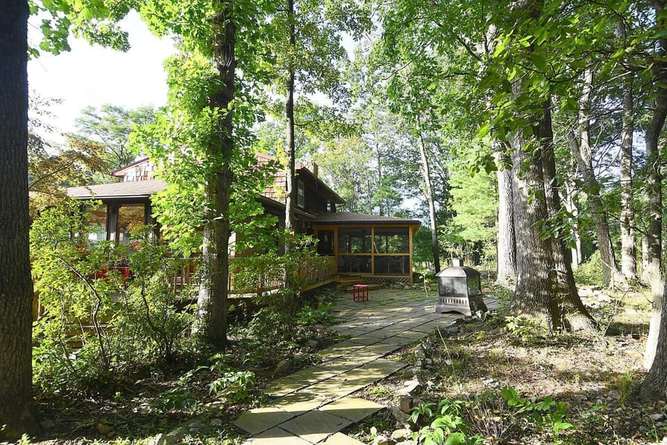 Property building, Day, Natural landscape, Garden